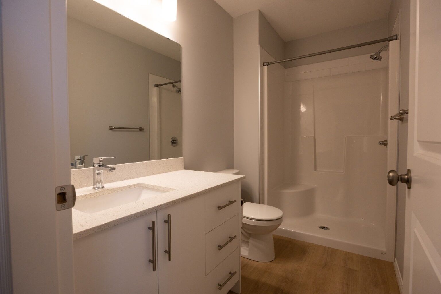 Modern bathroom real estate photography
